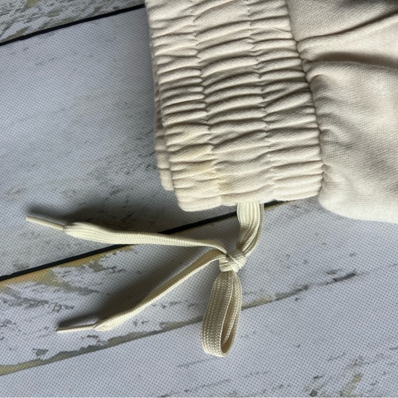 Adidas Hyperglam Fleece Jogger women’s Medium LIKE NEW - Picture 7 of 14